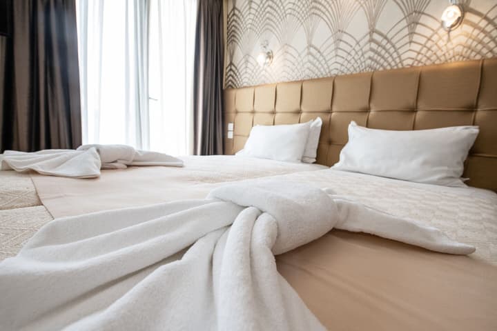 Golden City Hotel