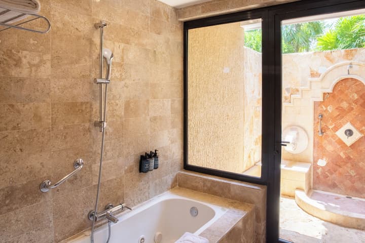 Grand Palladium Select White Sand Resort & Spa - All Inclusive