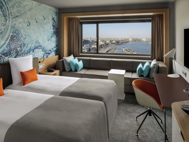 Mövenpick Hotel Amsterdam City Centre