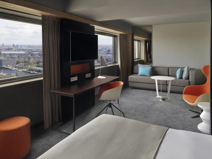 Mövenpick Hotel Amsterdam City Centre