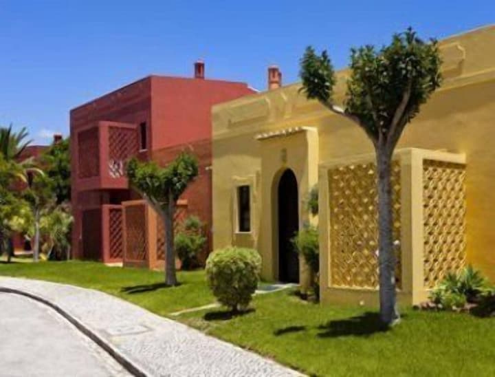 Colina Village