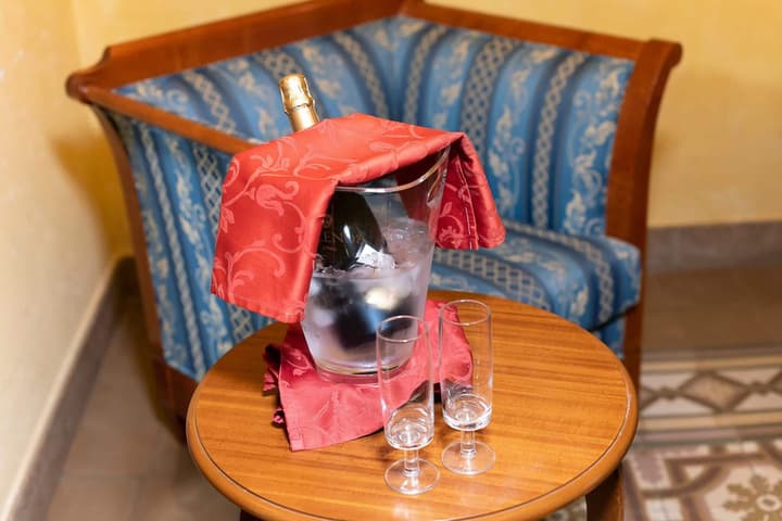 Hotel Tonic