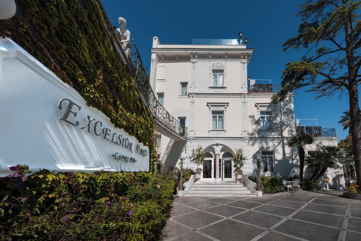 Luxury Villa Excelsior Parco