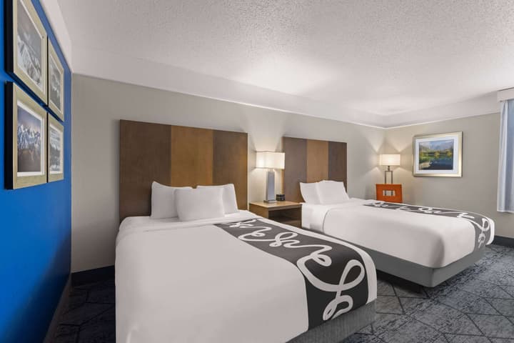 La Quinta Inn and Suites by Wyndham at WaTiki Waterpark