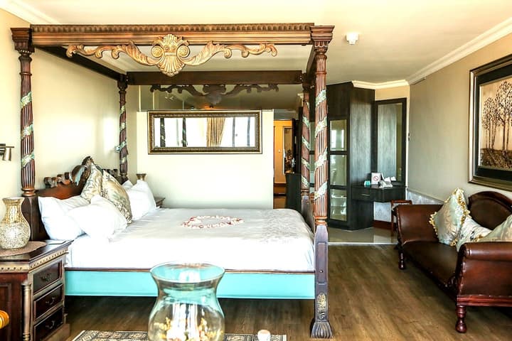 Misty Waves Boutique Hotel