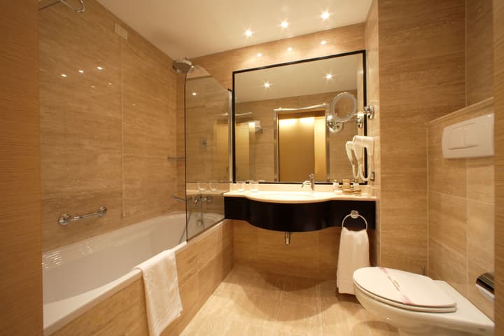 Antony Palace Hotel