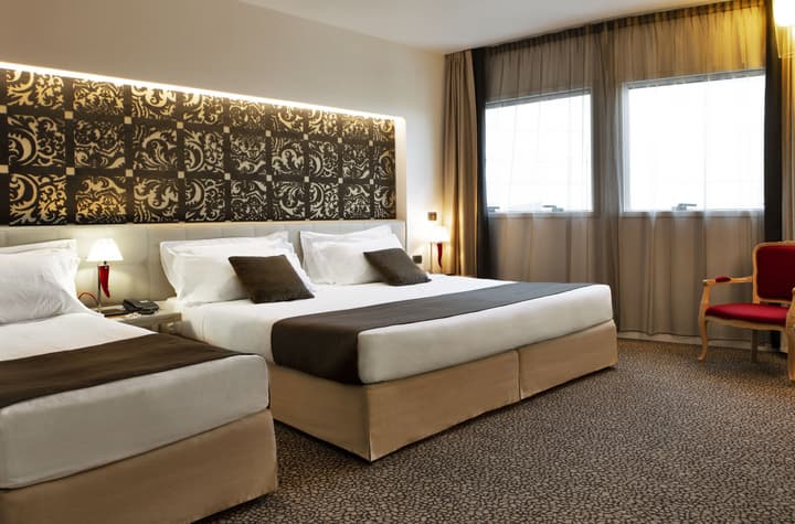 Antony Palace Hotel