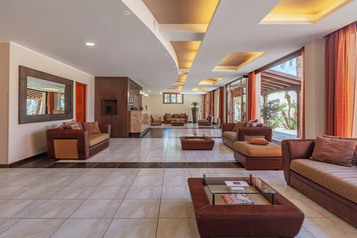 Villa Zina Park Hotel