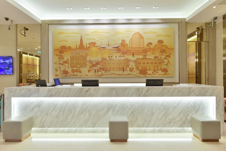 Centre Point Plus Hotel Silom