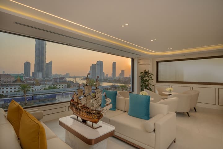 Centre Point Plus Hotel Silom