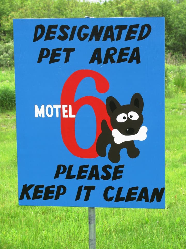 Motel 6 Huntsville, ON