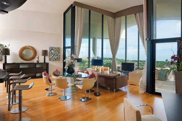 Senator Banús Adults Recomended