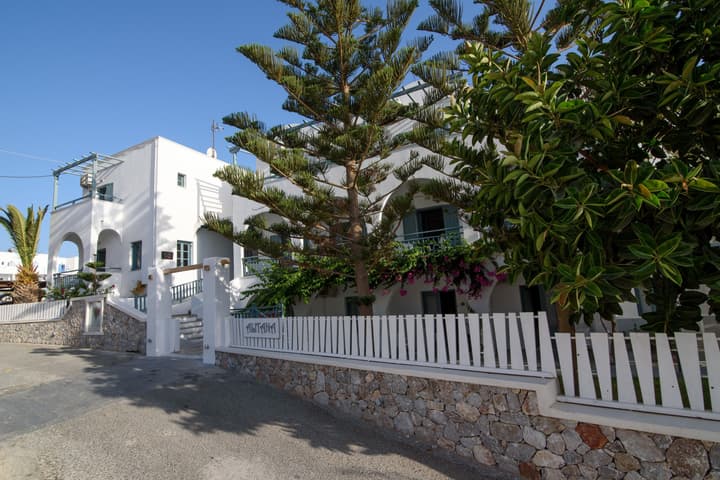 Iris Boutique Hotel