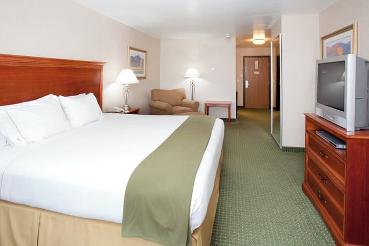 Holiday Inn Express & Suites Gunnison by IHG