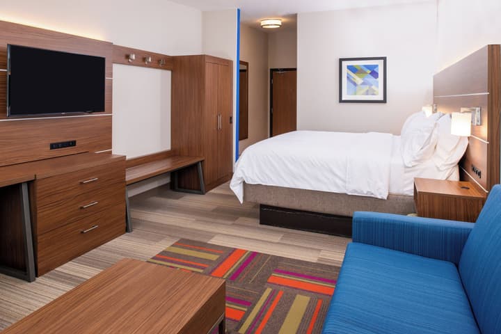 Holiday Inn Express & Suites Gunnison by IHG