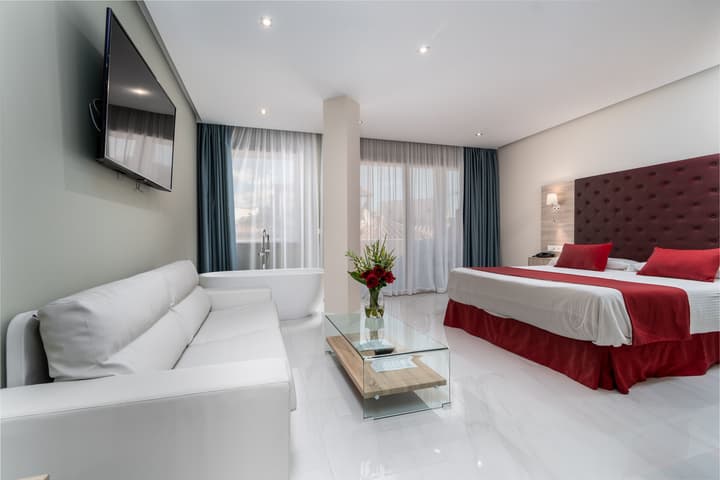 Hotel Los Arcos