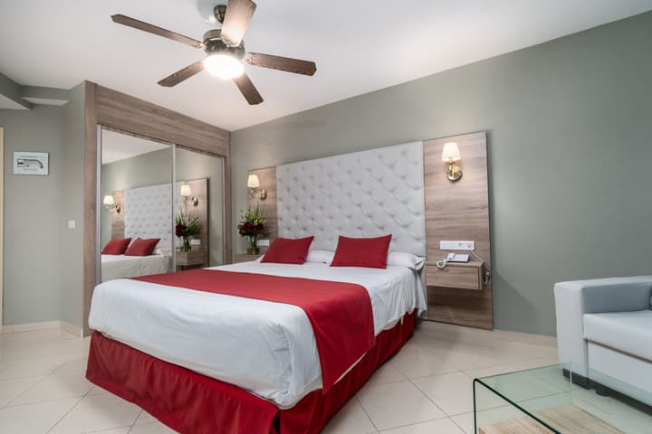 Hotel Los Arcos