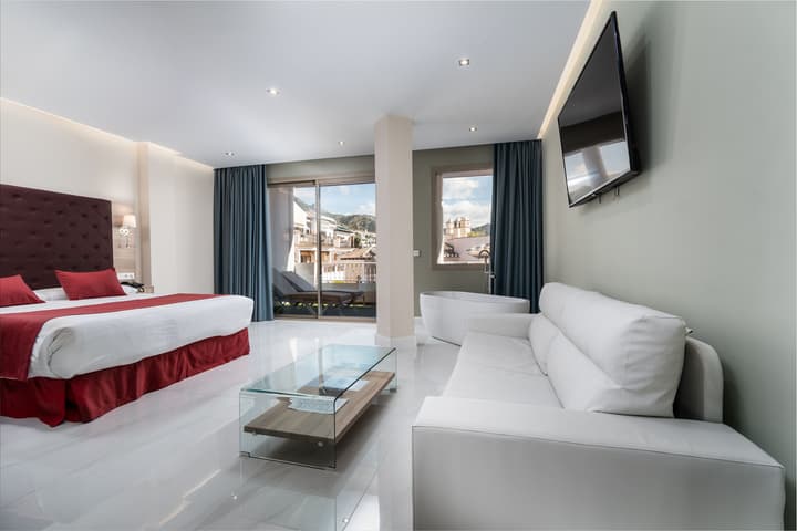 Hotel Los Arcos