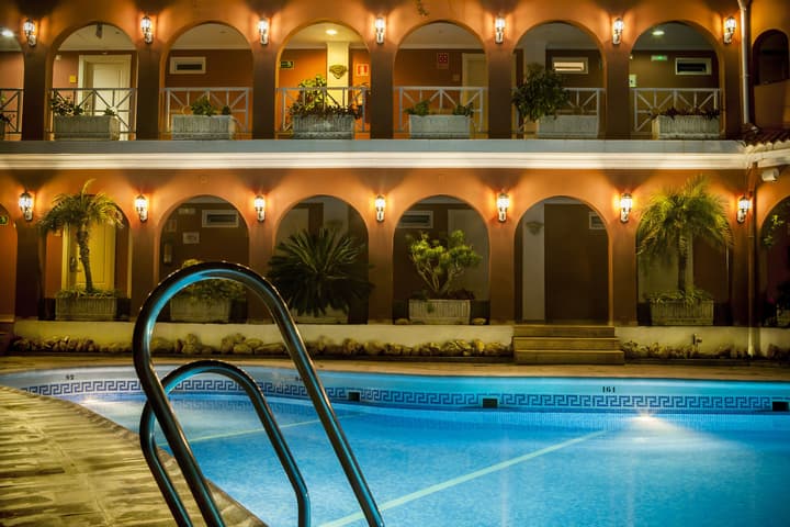 Hotel Los Arcos