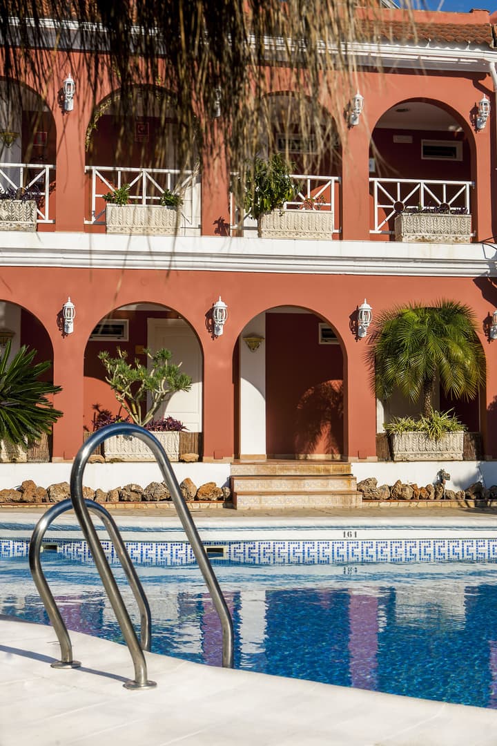 Hotel Los Arcos