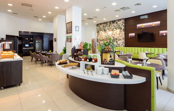 Holiday Inn Turin Corso Francia by IHG