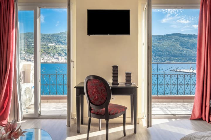 Samos Hotel