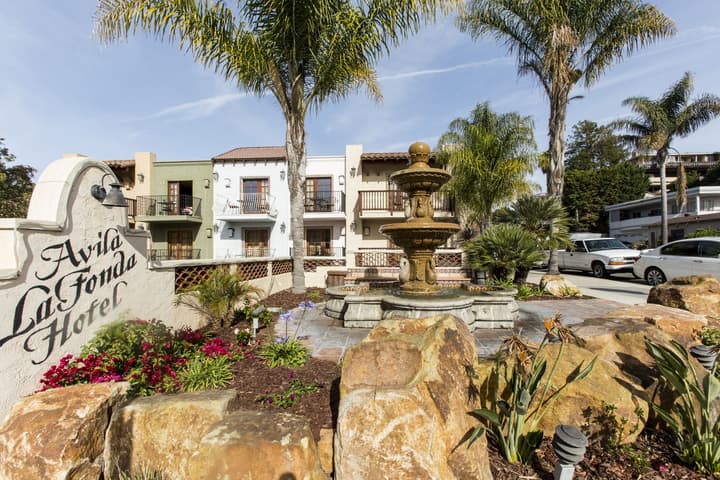 Avila La Fonda Hotel