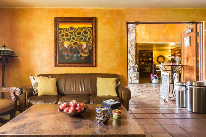 Avila La Fonda Hotel