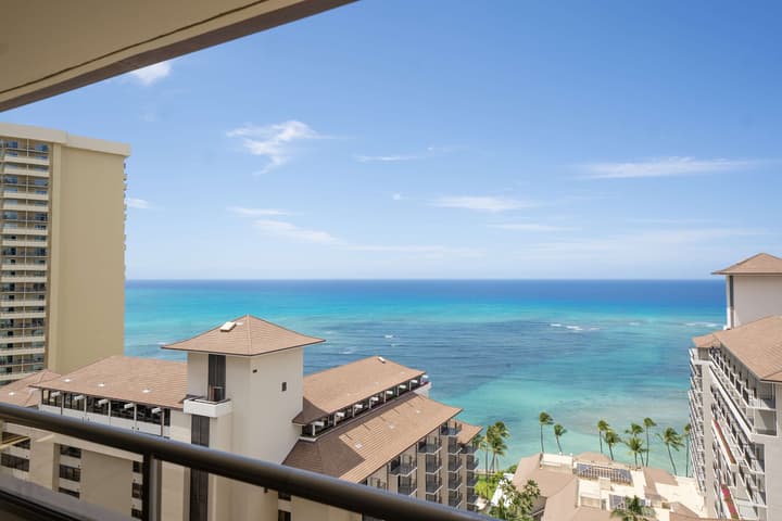 Embassy Suites by Hilton Waikiki Beach Walk
