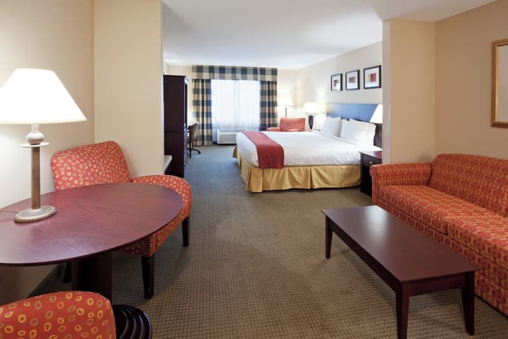 Holiday Inn Express Hotel & Suites Freeport by IHG