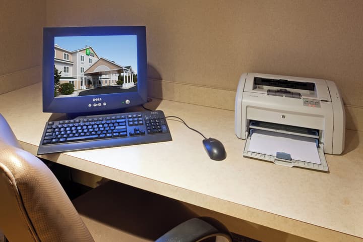 Holiday Inn Express Hotel & Suites Freeport by IHG