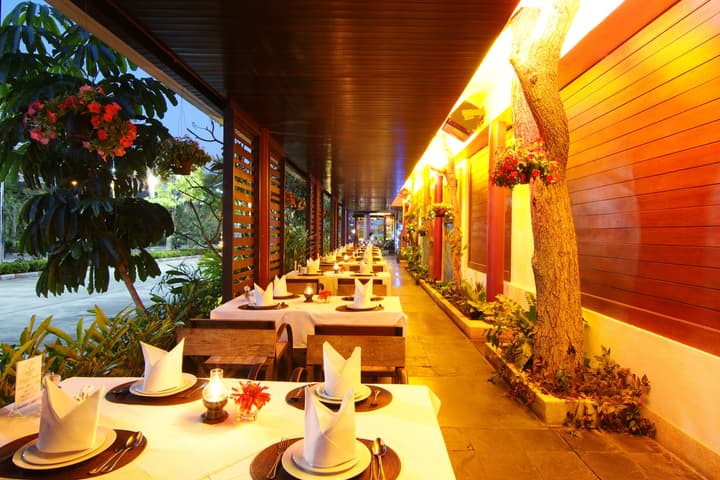 Laluna Hotel & Resort