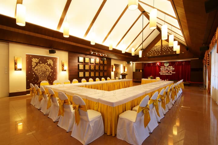 Laluna Hotel & Resort