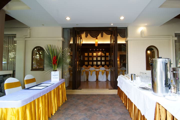 Laluna Hotel & Resort