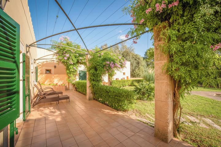 Finca Son Roig by Valentin