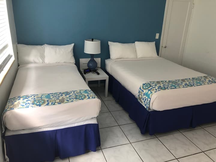 Beach Place Hotel