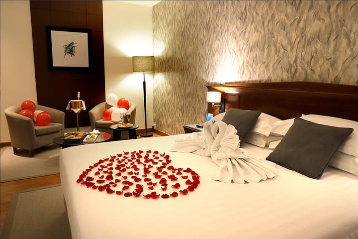 Majestic City Retreat Hotel