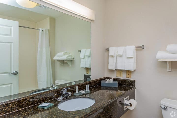 Stay Well Inn & Suites