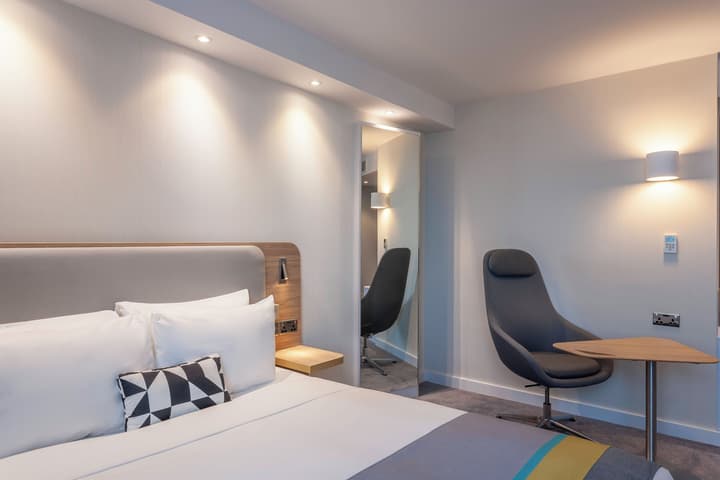 Holiday Inn Express Hotel Dublin Airport by IHG