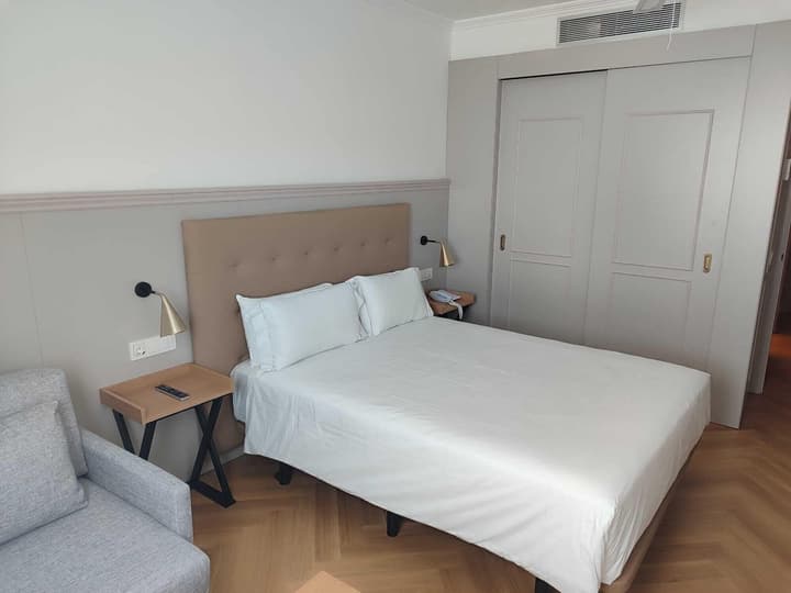 Senator Cadiz Hotel