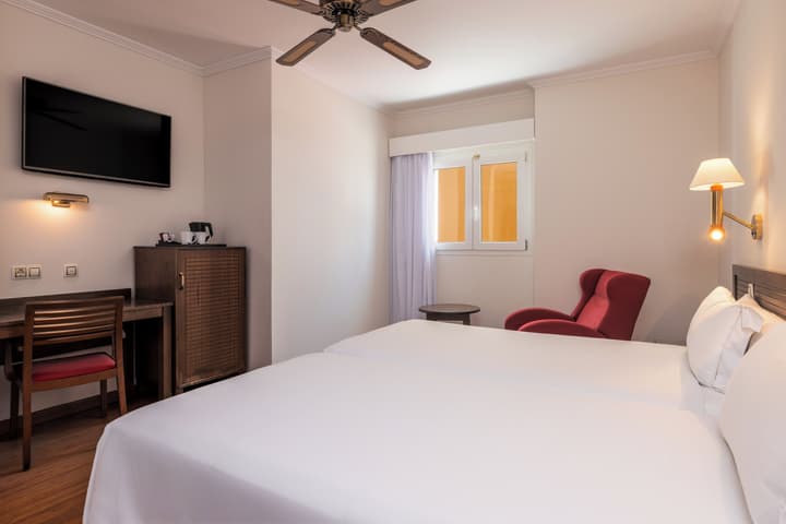 Senator Cadiz Hotel