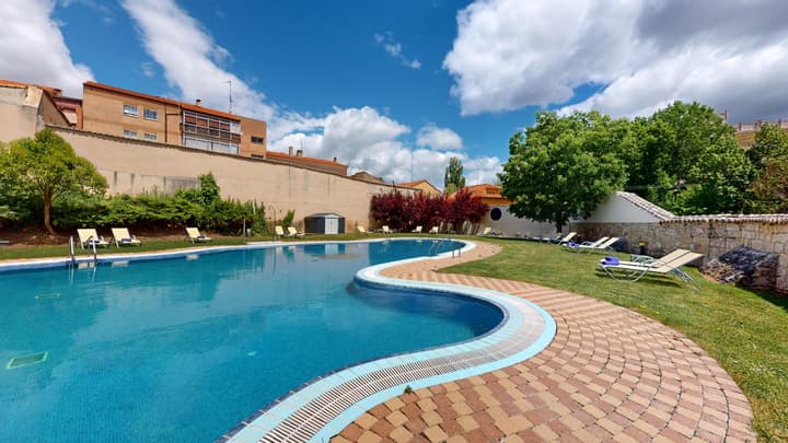 AZZ Peñafiel Las Claras Hotel & Spa