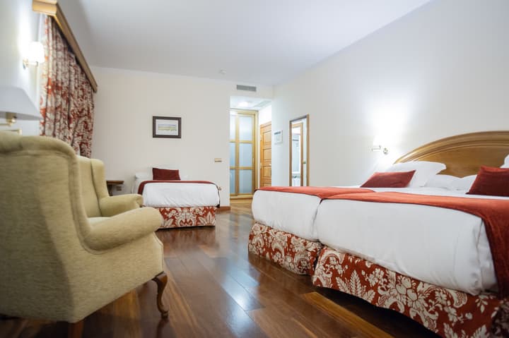 AZZ Peñafiel Las Claras Hotel & Spa