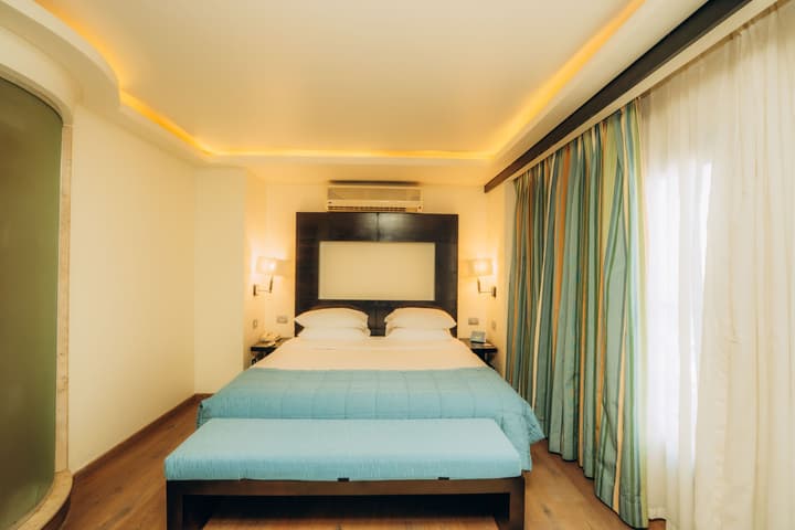 Reef Oasis Blue Bay Resort