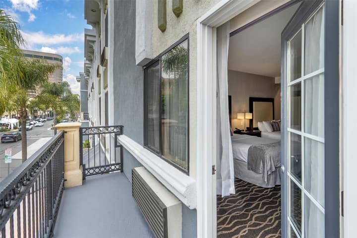 Best Western Plus Hotel At The Convention Center