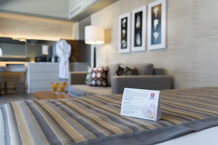 Acanthus Cennet Barut Collection - Ultra All Inclusive