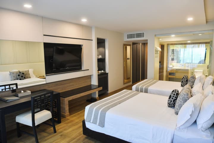 Phuket Graceland Resort And Spa