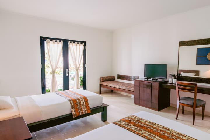Legong Keraton Beach Hotel