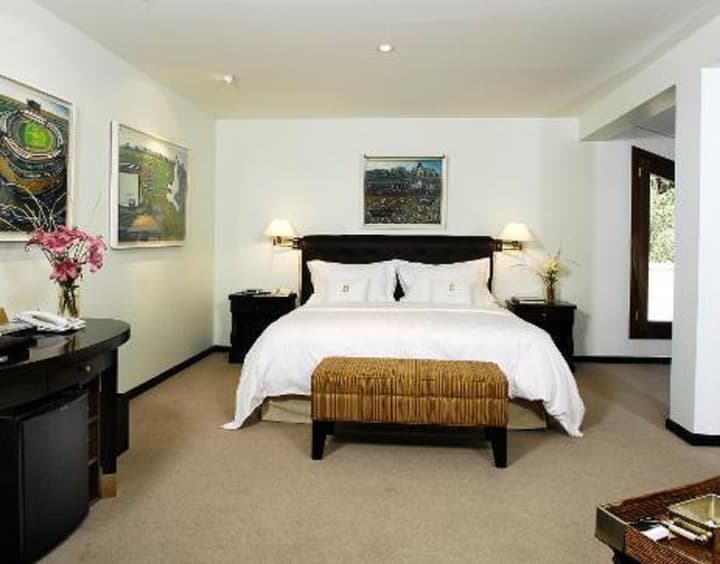 El Casco Art Hotel