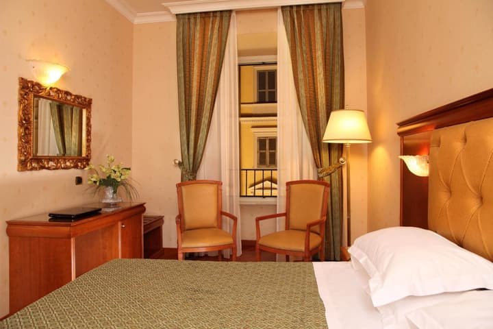 Serena Hotel